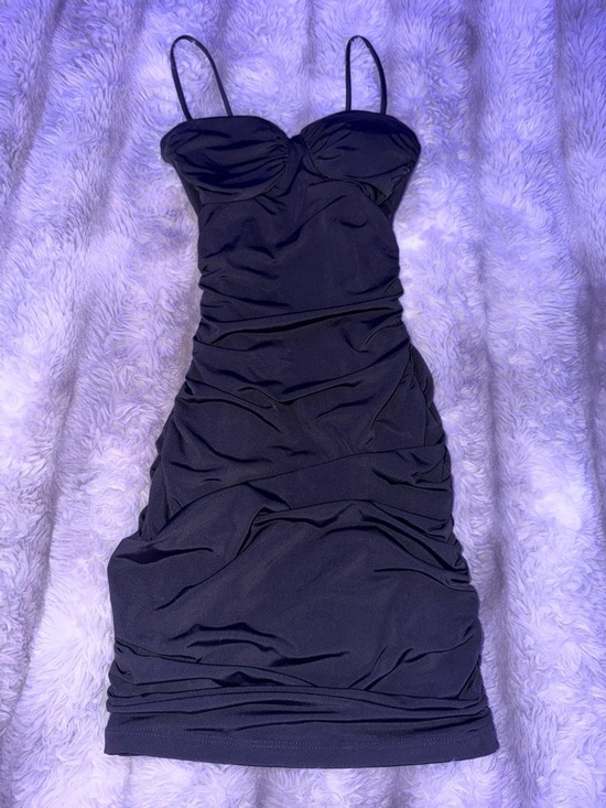 Windsor Dresses & Skirts - Windsor Runched Black Formal Dress